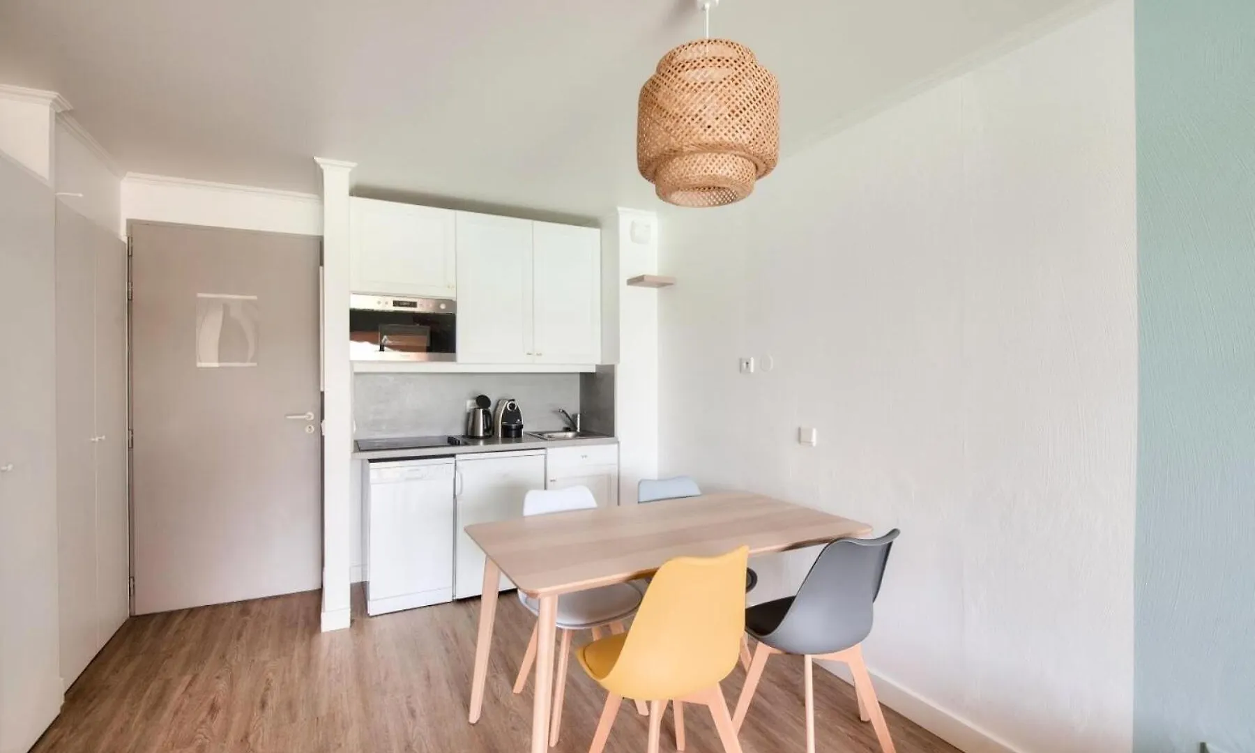 Village Pont Royal En Provence - Maeva Home - Appartement Cosy Et Climatise 2 Pieces 4 Personnes - Selection - Super Home Mae-2154 Mallemort Apartment